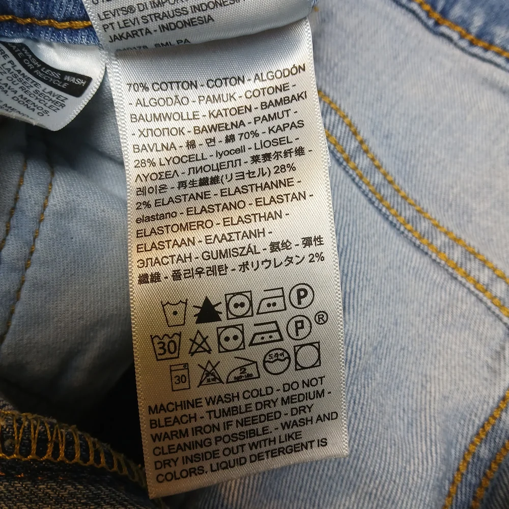 Levi's 512 Men Jeans - Size 38x32 - Light Wash‎ - Good Condition